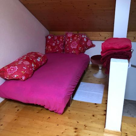 Gemuetliche Ferienwohnung Mit Garten Biasca Bagian luar foto