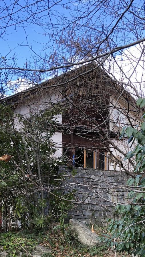 Gemuetliche Ferienwohnung Mit Garten Biasca Bagian luar foto